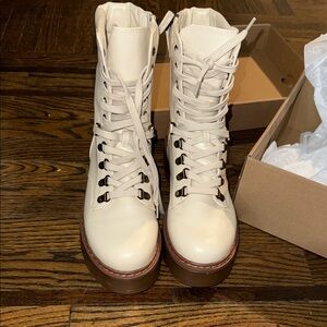 Women's Cream Lace-Up Boots